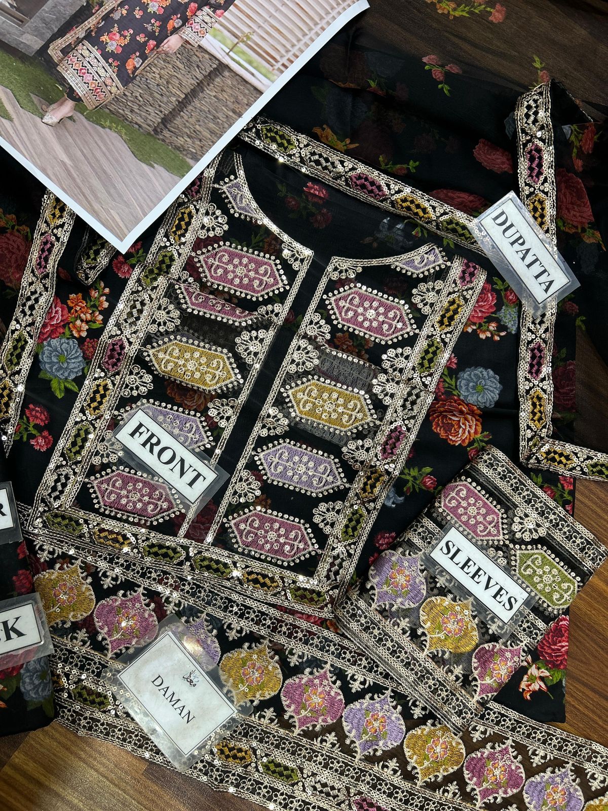 ANEELAS UNSTITCHED LAWN 3PCS PATCHES