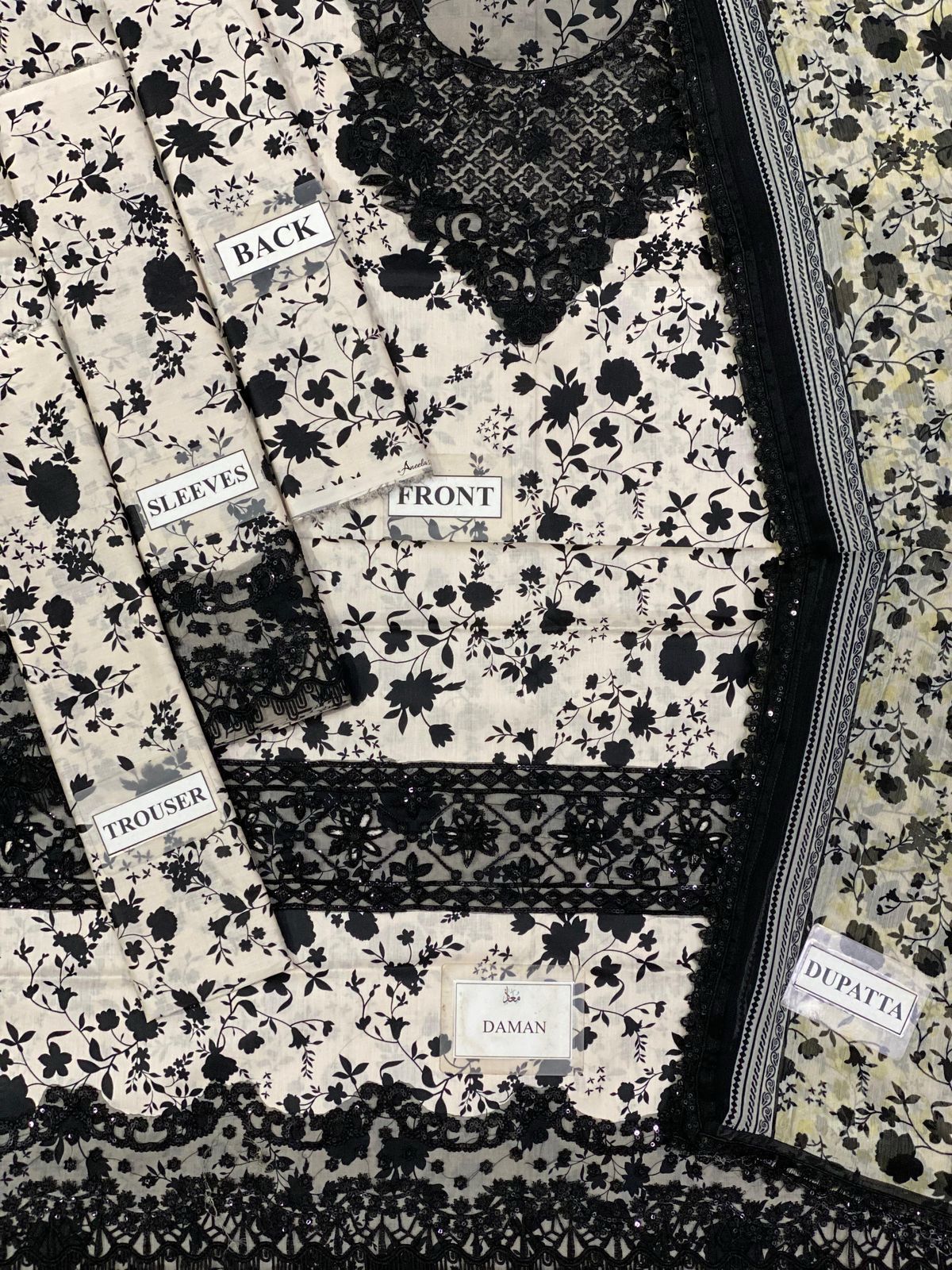 ANEELAS UNSTITCHED LAWN 3PCS PATCHES