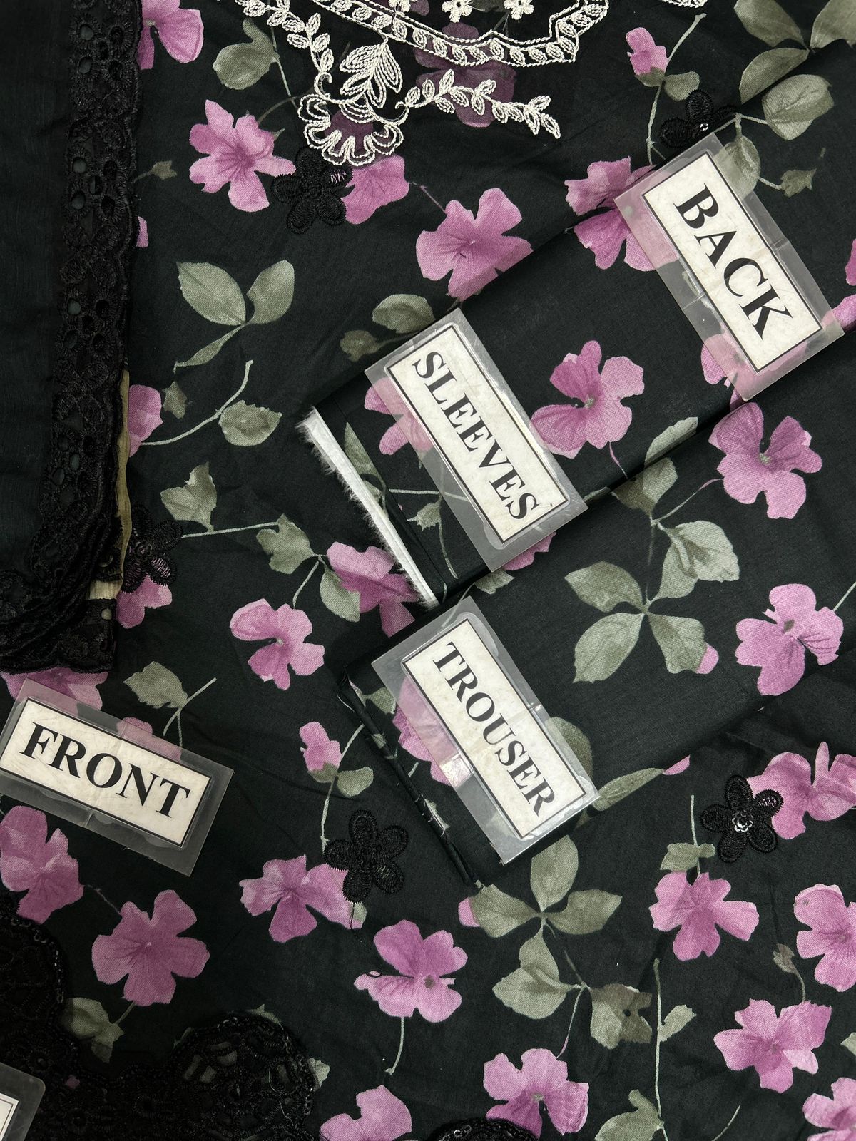 NUREH:DD-06 UNSTITCHED LAWN 3PCS PATCHES